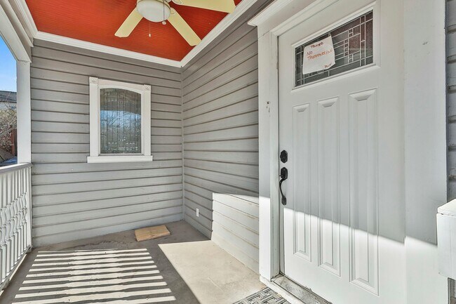 Foto del edificio - Character-Filled 3BR Home Near Grant Park & Summerhill