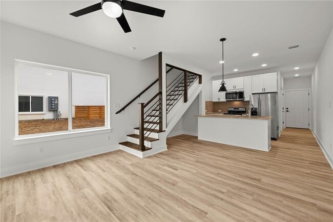 Building Photo - 21201 Portsmouth Cove