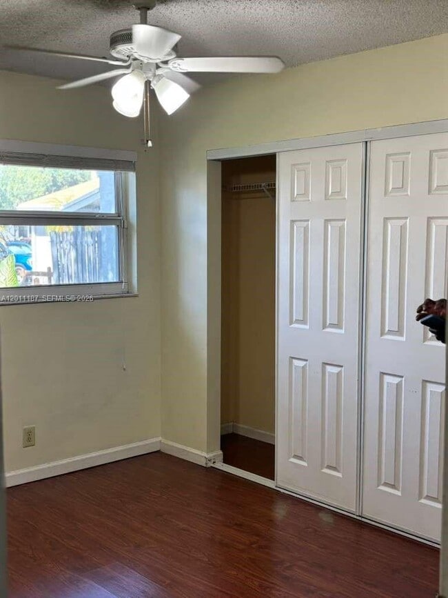Building Photo - 7946 NW 41 Ct