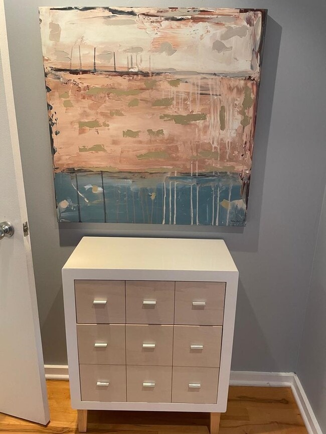 Building Photo - 40 E 9th St