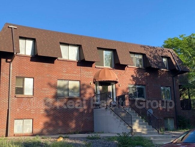 Building Photo - 3373 S Alcott St