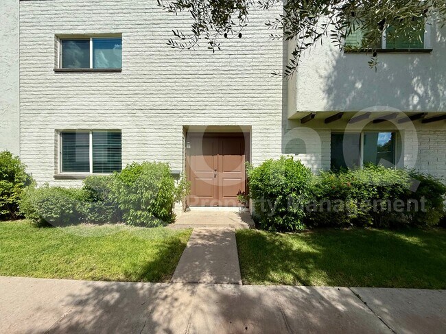 Foto del edificio - 4250 N Parkway Ave