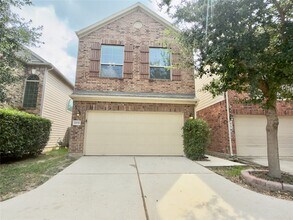 Building Photo - 17035 Amarose Dr