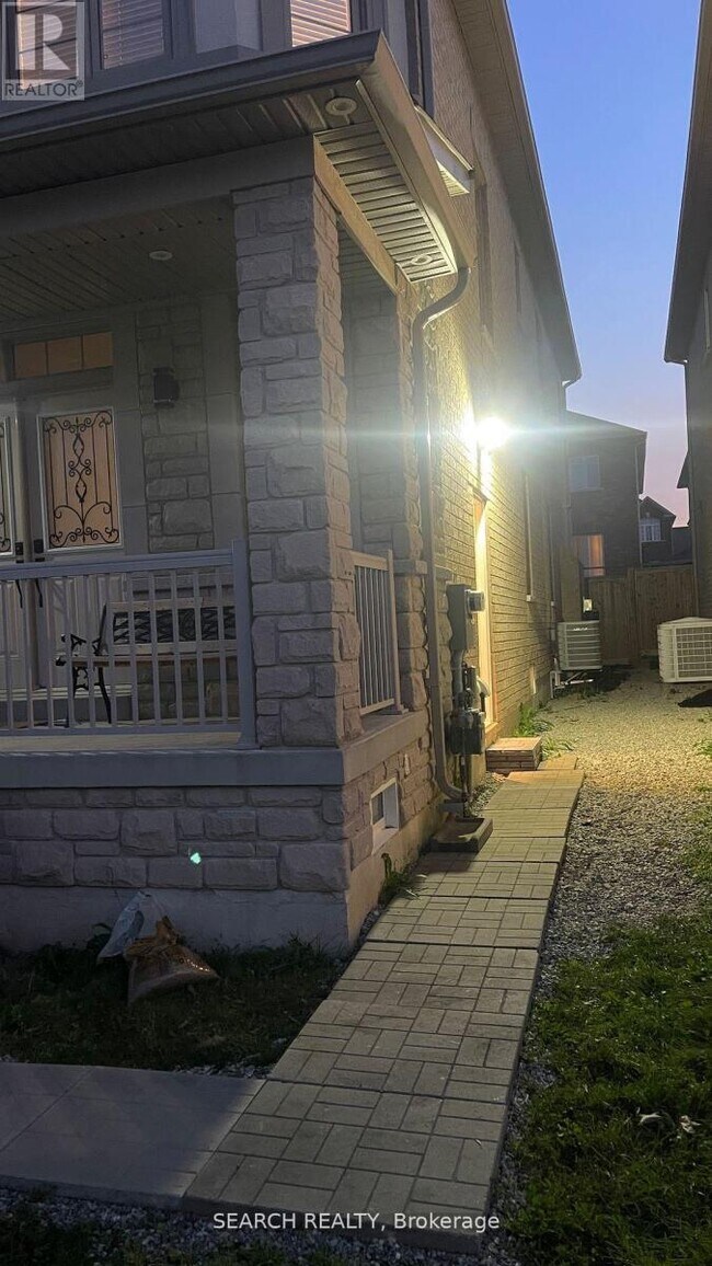 Building Photo - 5560 Ethan Dr