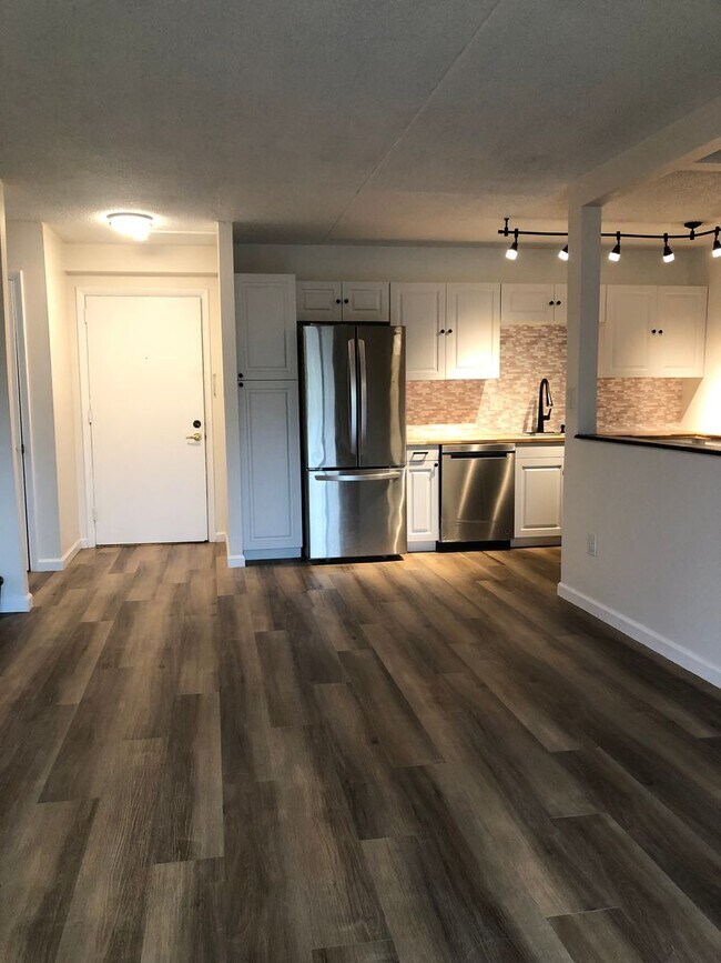 Building Photo - Welcome to 80 Welsh Tract Rd. #G305
