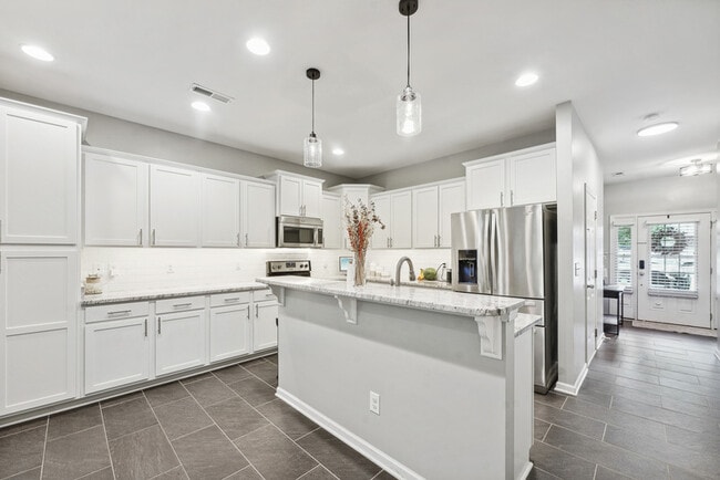 Building Photo - 1428 Chatuga Way - 1
