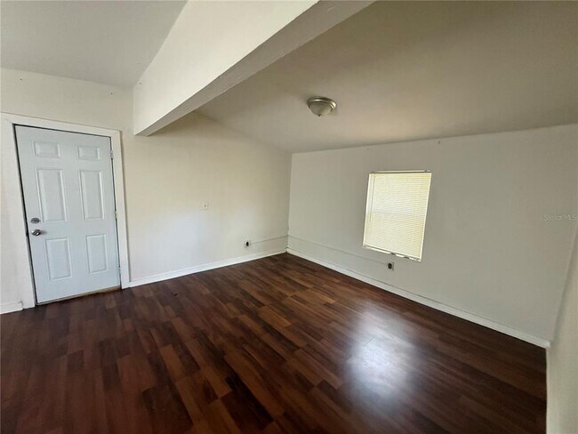 Foto del edificio - 7939 Nevada St