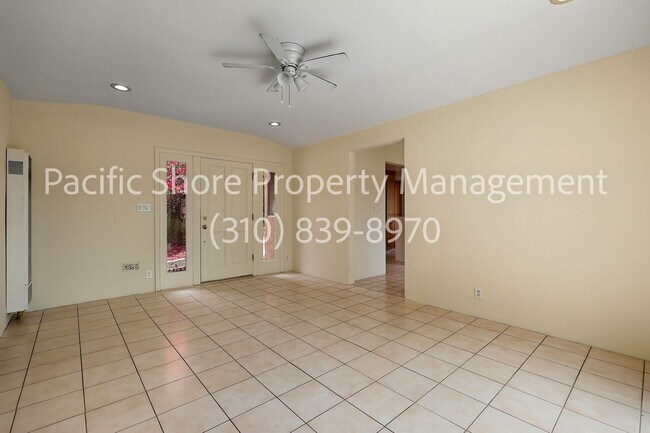 Foto del edificio - 2716 Medlow Ave