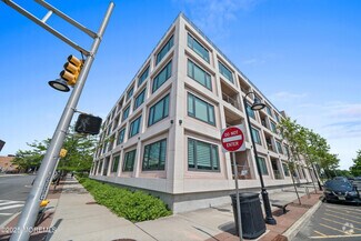 Building Photo - 601 Heck St