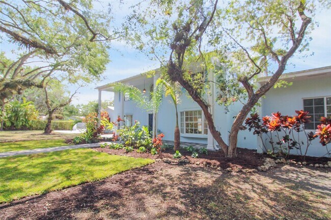 Foto del edificio - 6900 SW 104th St