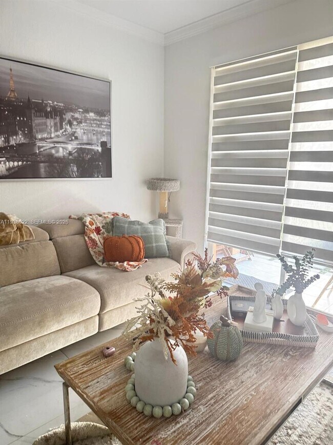 Foto del edificio - 7200 NW 177th St
