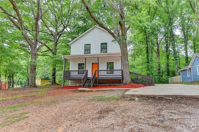 Building Photo - Room in House on McWilliams Rd SE