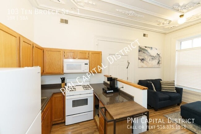 Building Photo - 103 Ten Broeck St