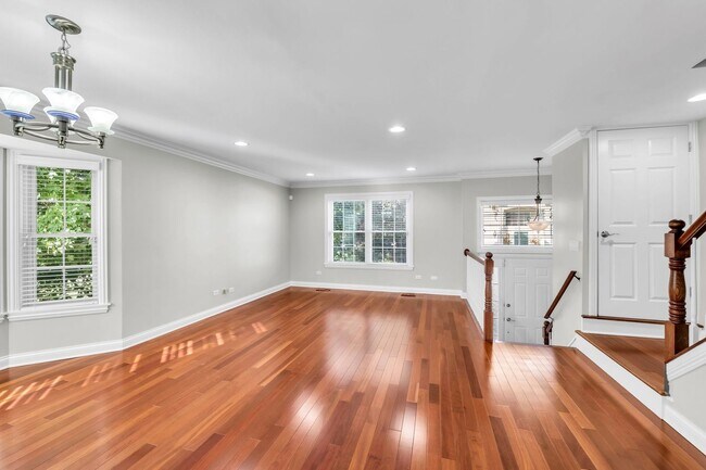 Building Photo - 18599 W Sterling Ct