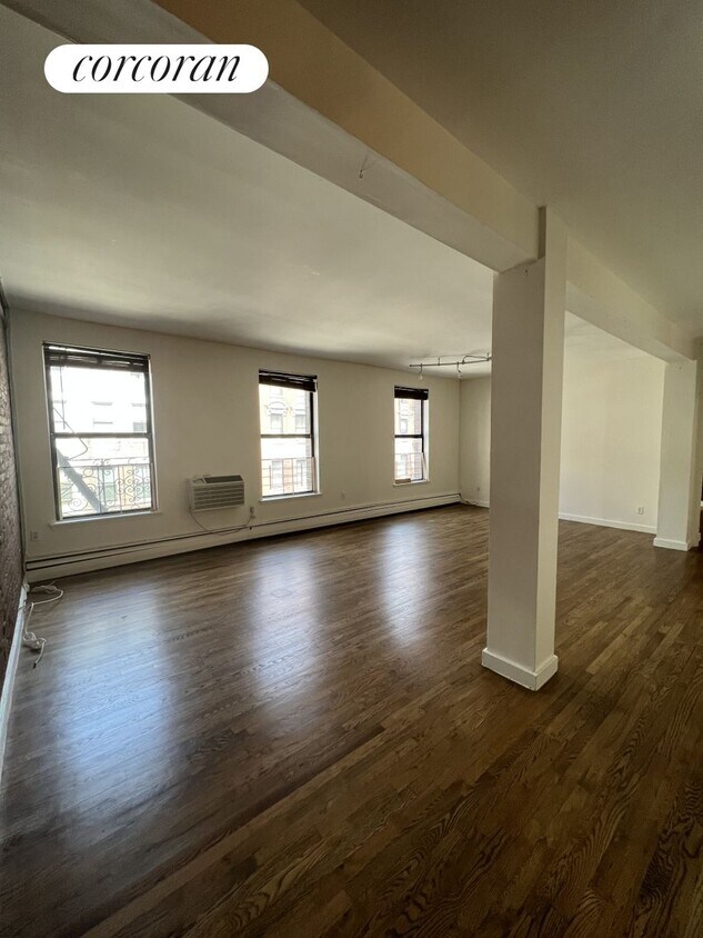 Primary Photo - 314 W 94th St