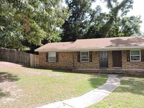 Building Photo - 4911 Yacht Harbor Cir