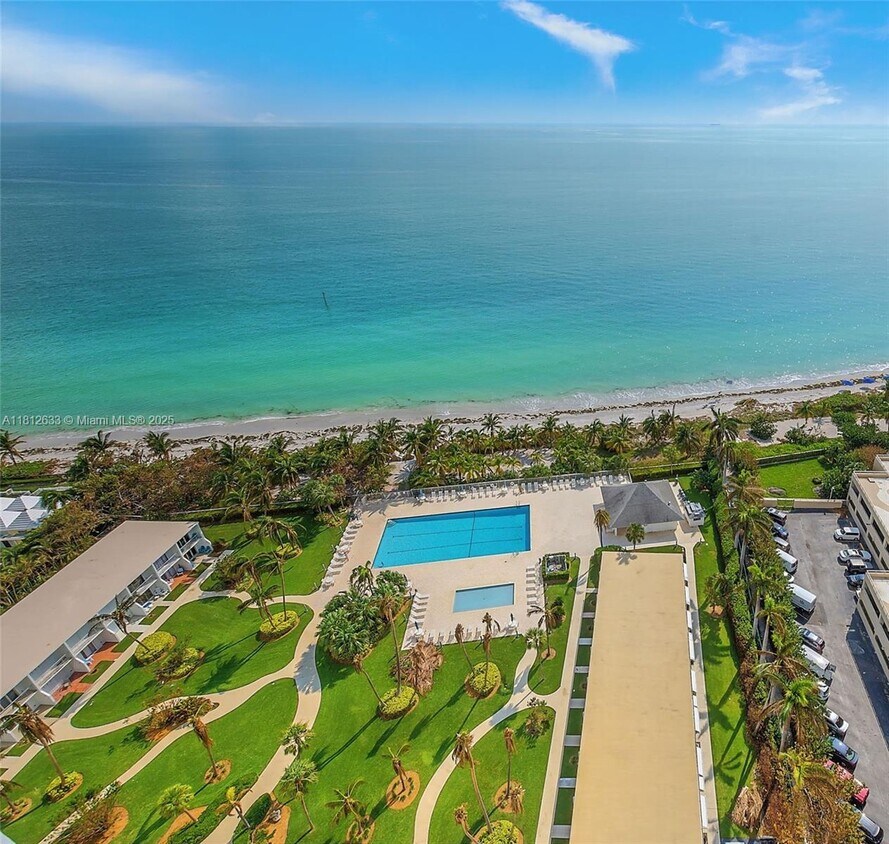 Primary Photo - 881 Ocean Dr