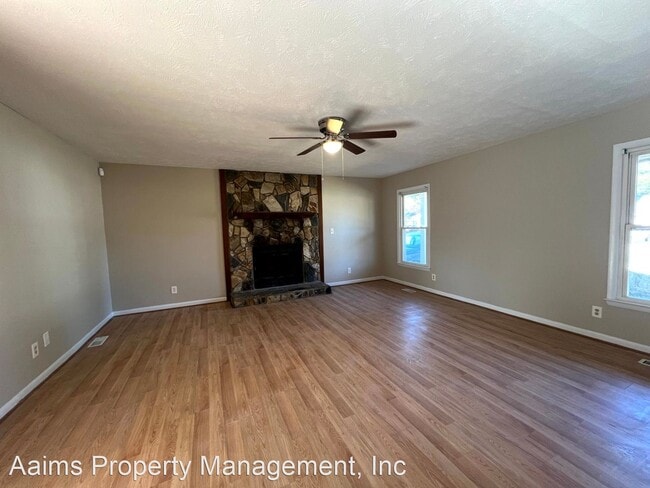 Foto del edificio - 3 br, 2 bath House - 6936 Bostick Drive