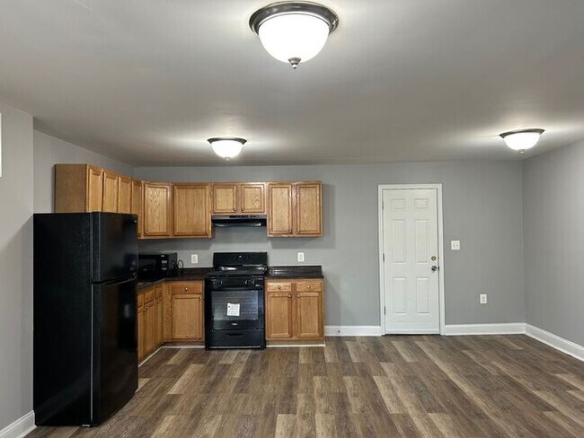 Photo - 4 Bedroom Semi-Detached Townhome