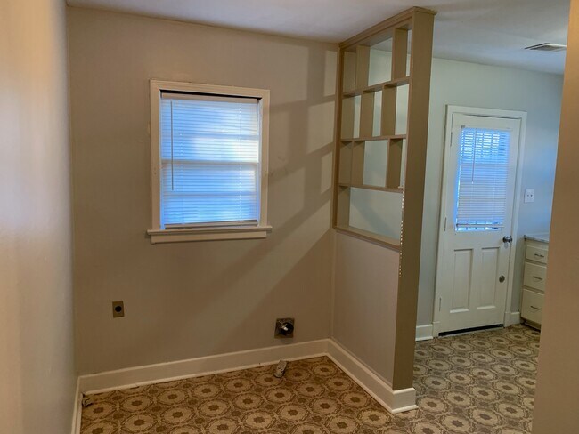 Building Photo - 532 Arlington Ave