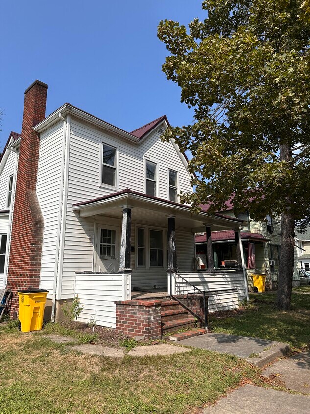 Foto principal - 713 Harper St