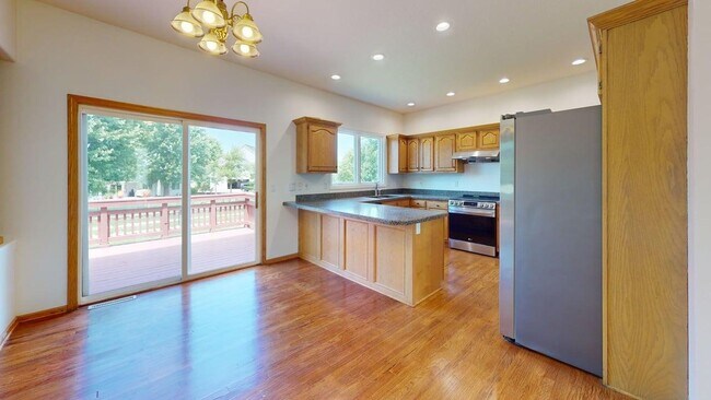 Foto del edificio - Executive Home in Ames