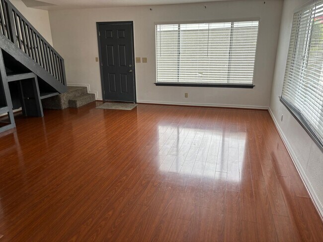 Foto del edificio - 509 E. Park Ave in Santa Maria