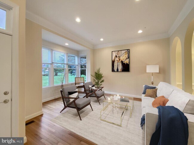 Foto del edificio - 9112 Brien Pl