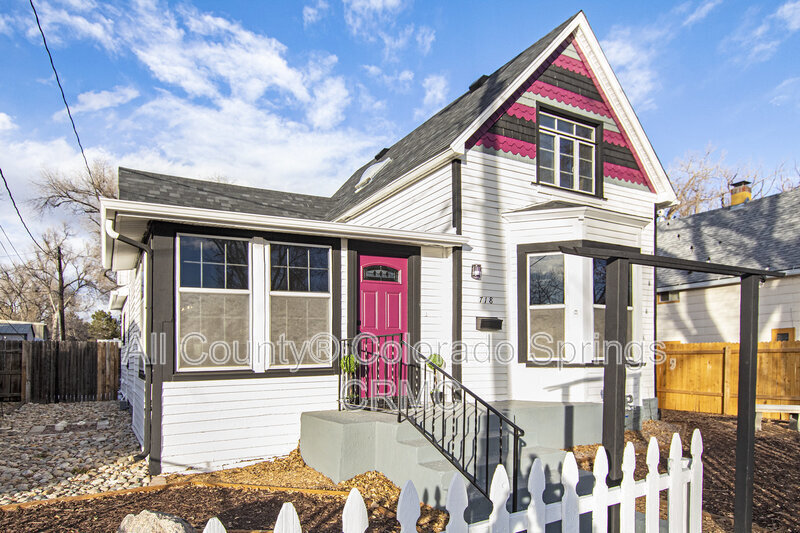 Primary Photo - 718 E Cache La Poudre St