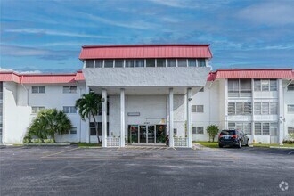 Building Photo - 2060 NW 48th Terrace
