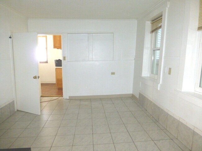 Foto del edificio - 2503 N Fairfield Ave