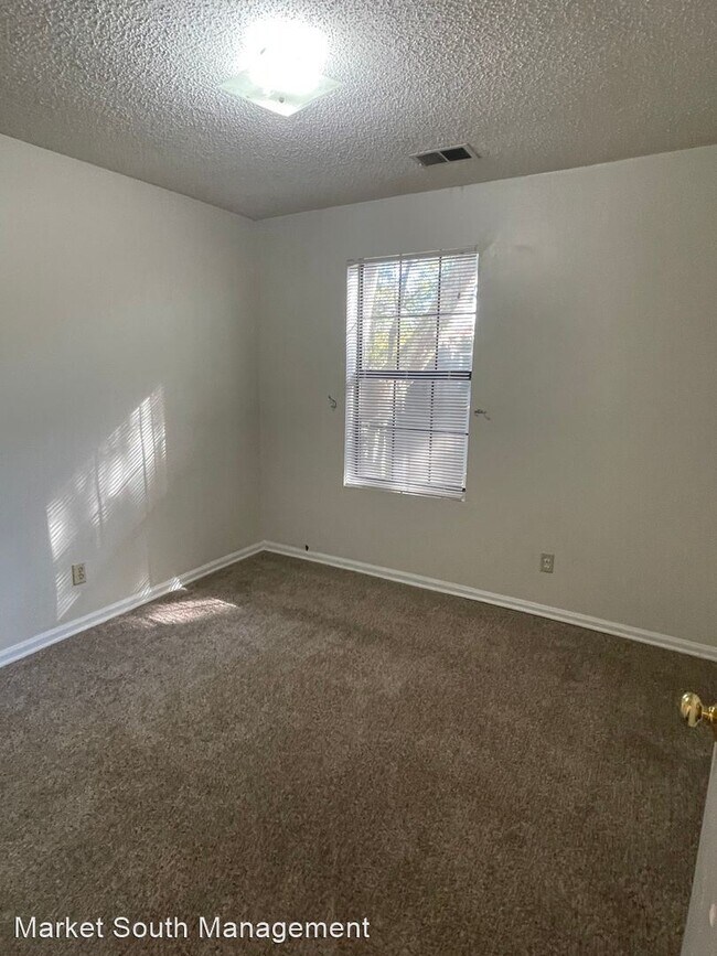 Foto del edificio - 3 br, 1.5 bath House - 918 E. Duffy Street...