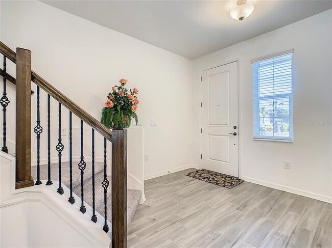 Building Photo - 3028 Via Sienna Cir