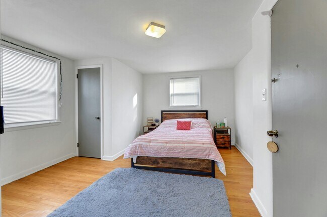 BEDROOM 2 - 188 Luddington Ave