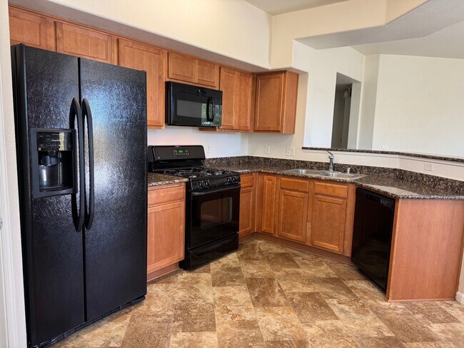 Kitchen - 17000 Wedge Pky