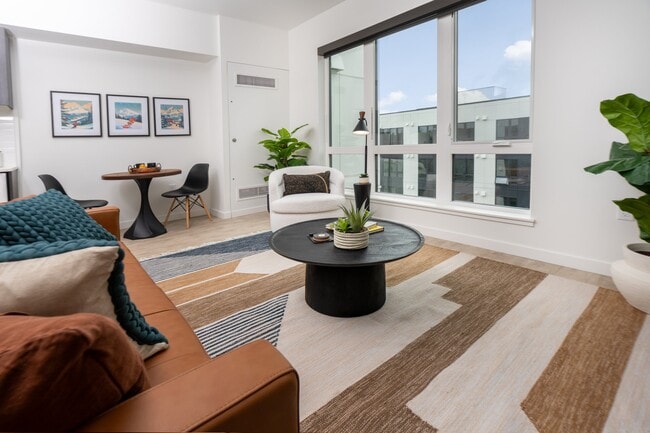 Building Photo - Copal