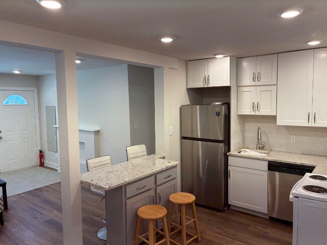 Foto del edificio - 2244 Gary Ct NW