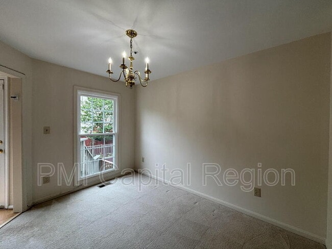 Building Photo - 2050 Westchester Dr