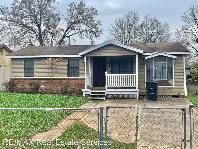 Foto del edificio - 2 br, 1 bath House - 3041 Yorktown