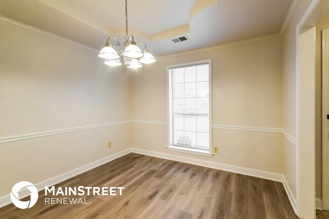 Foto del edificio - 7331 Peppermill Ln