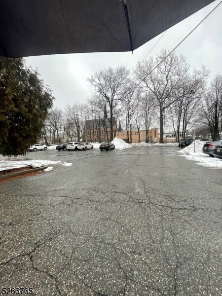 Foto del edificio - 340 Bloomfield Ave