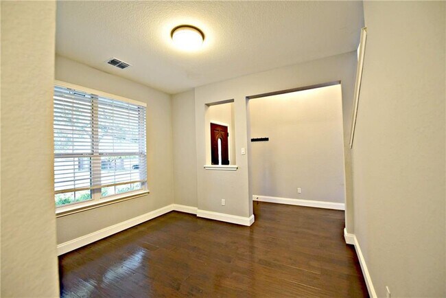 Building Photo - 11221 Fletcher Hall Ln