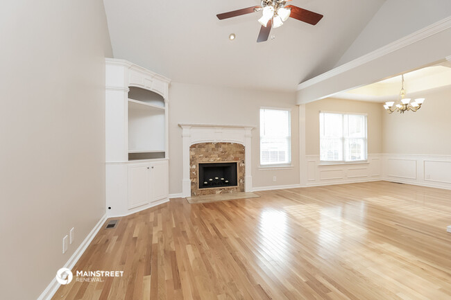 Building Photo - 2047 Isis Ct