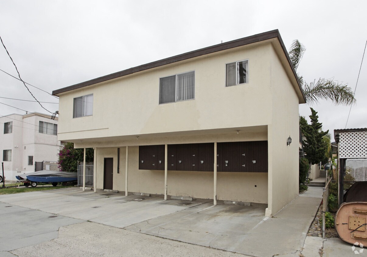 Building Photo - 4444 Alabama St