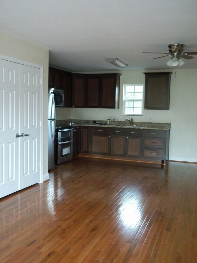 Foto del edificio - 401 Willard St