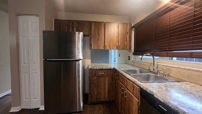 Photo - Beautiful 3/2.5 Townhome For Rent In Coopersmith