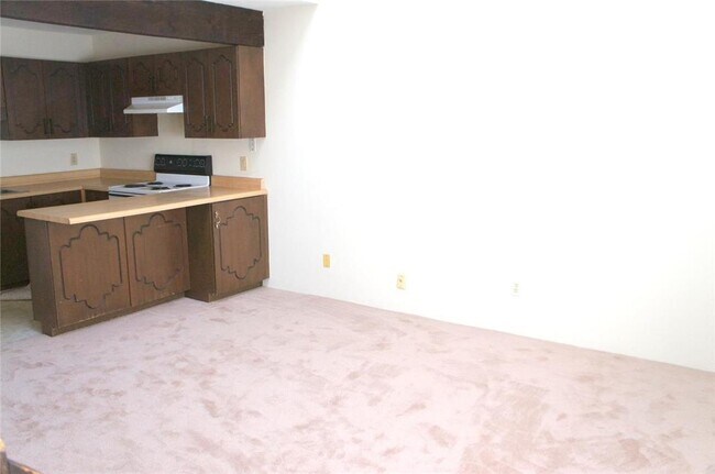 Foto del edificio - 818 White Oak Dr