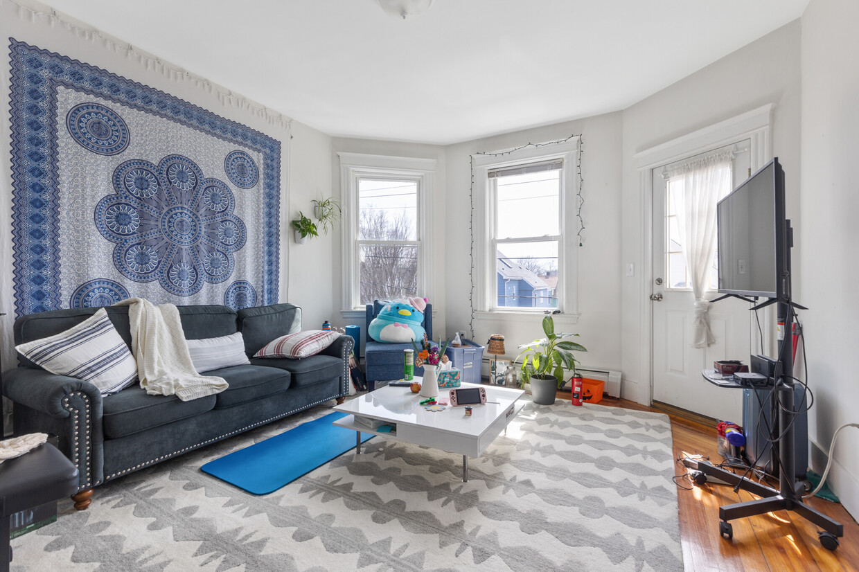 Foto principal - 251 Summer St