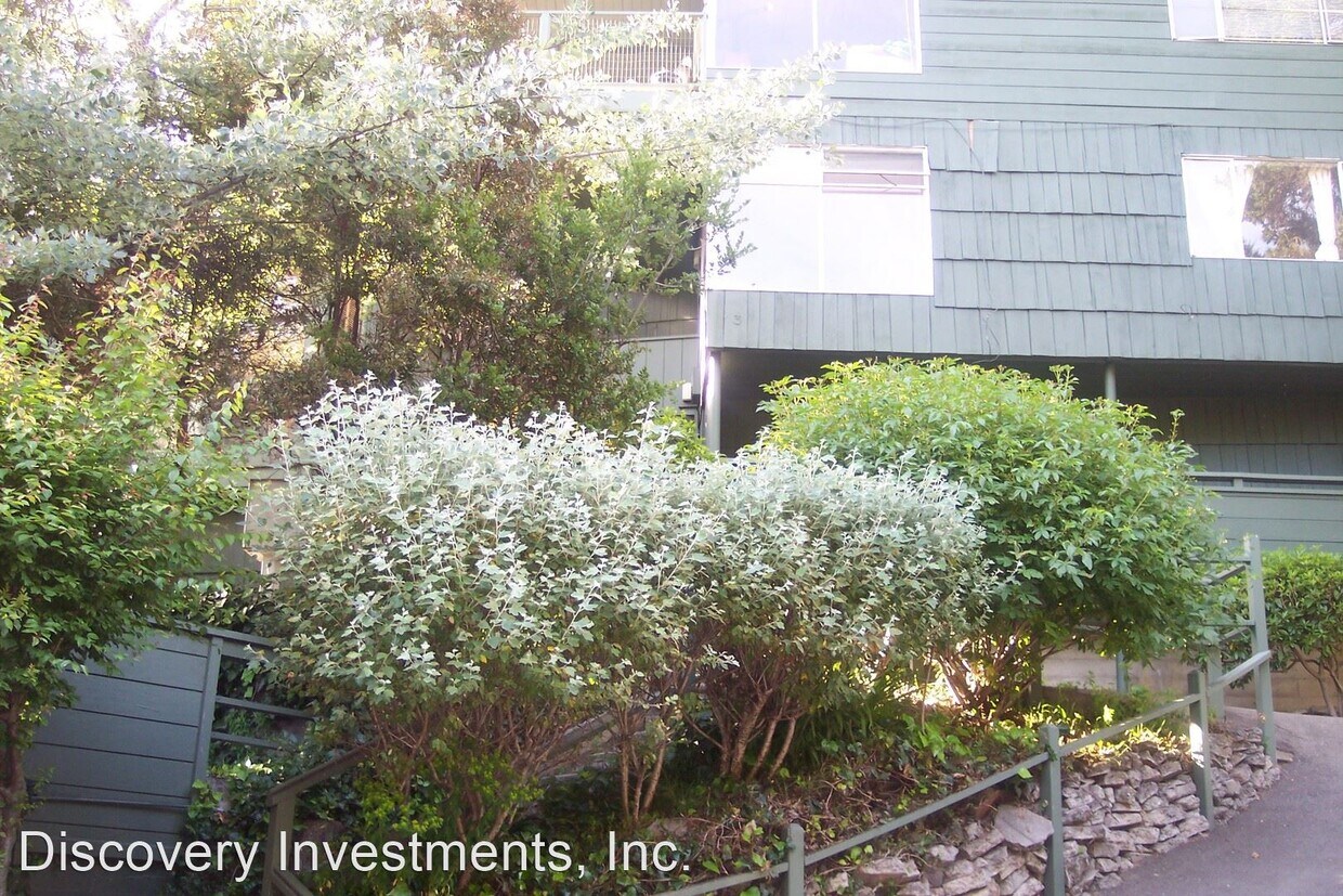Primary Photo - 2 br, 1 bath House - 1717 La Loma Avenue