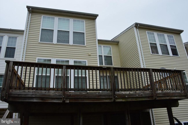 Foto del edificio - 8939 Purple Lilac Cir